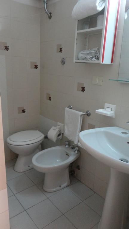 Hotel Villa Mora Giardini-Naxos Kamer foto