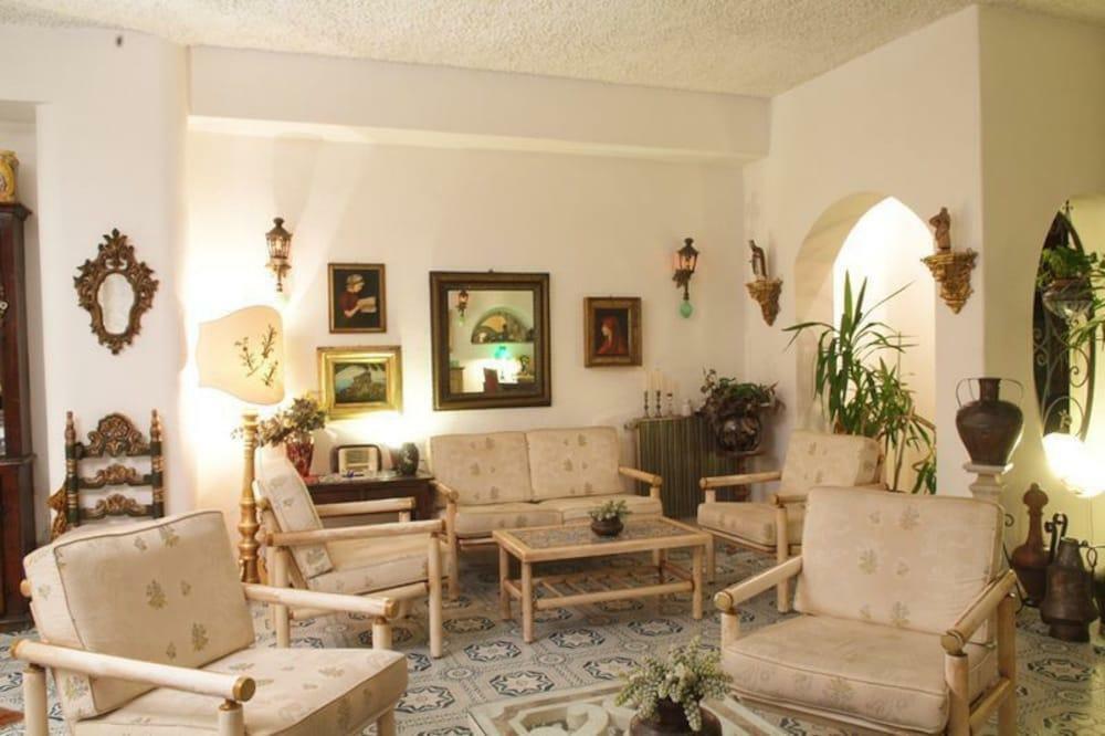 Hotel Villa Mora Giardini-Naxos Buitenkant foto